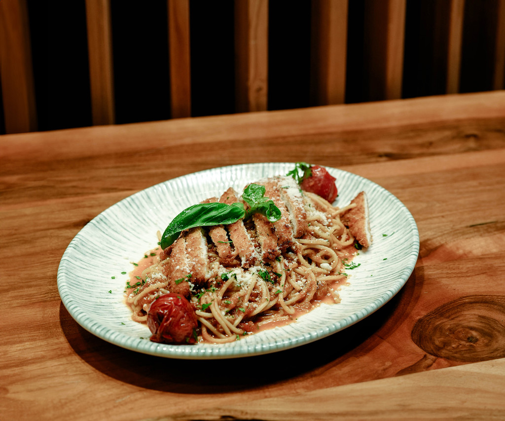 CHİCKEN PARMESAN